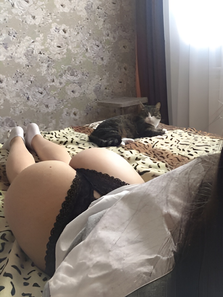 Эвелина привлекальеная девушка из Луховиц цена от 4000 руб