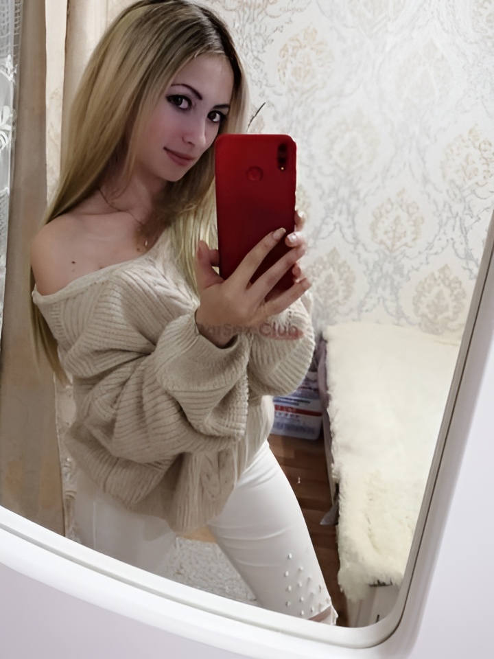 Гертруда привлекальеная девушка из Луховиц цена от 3000 руб