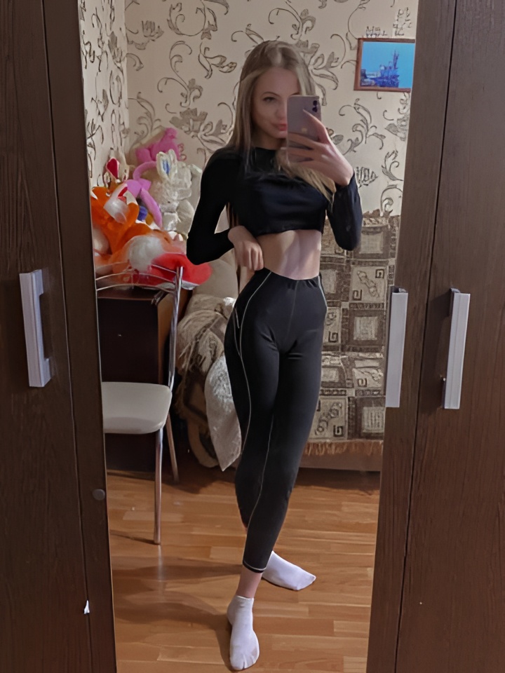 Марина привлекальеная девушка из Луховиц цена от 10000 руб