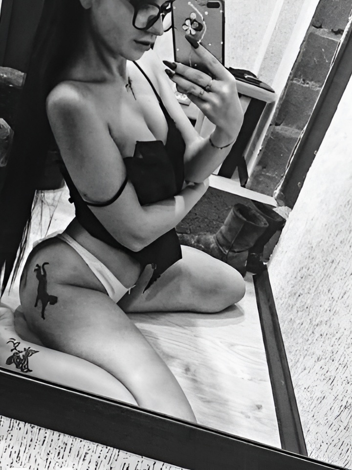 Устинья привлекальеная девушка из Луховиц цена от 5000 руб