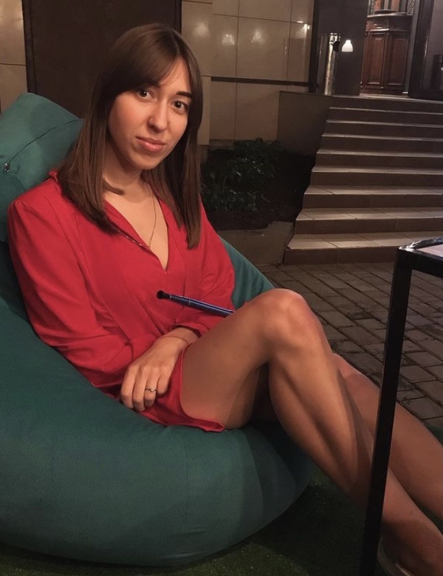 Александра привлекальеная девушка из Луховиц цена от 7000 руб