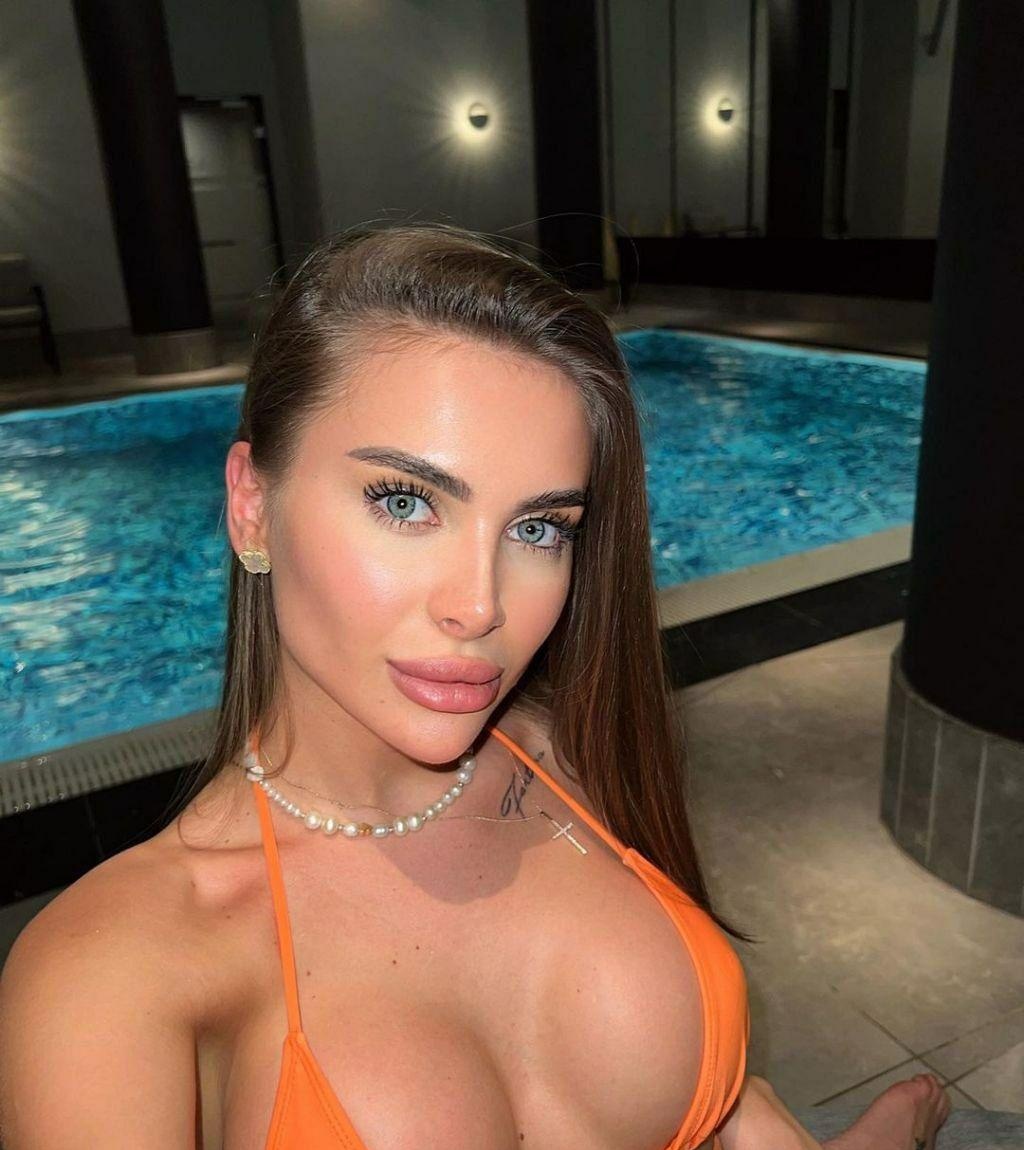 ЯНА привлекальеная девушка из Луховиц цена от 5000 руб