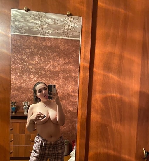 Индивидуалка Яна, доступна для личного знакомства от 3000 руб