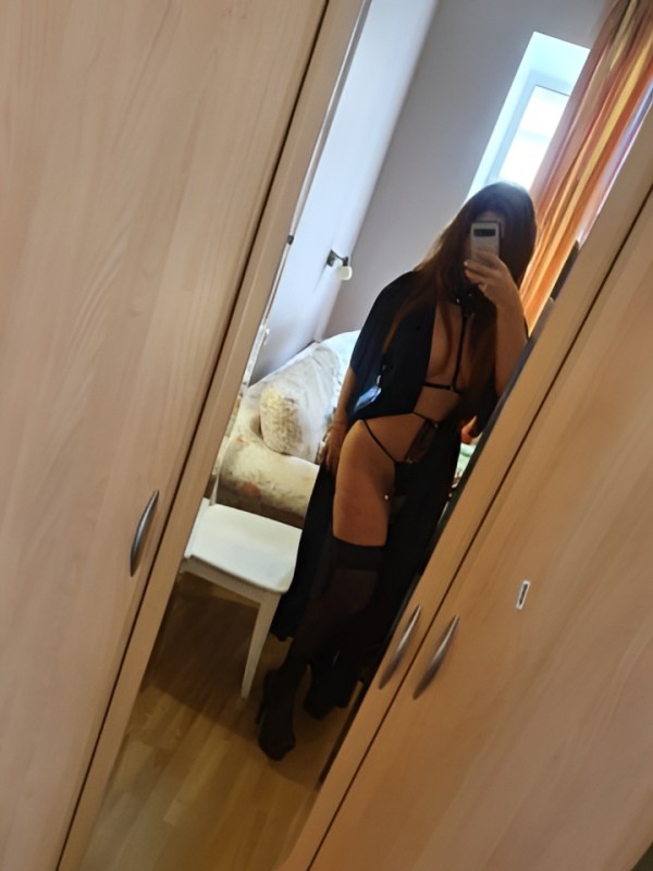 Лина привлекательная девушка из Луховиц цена от 2500 руб