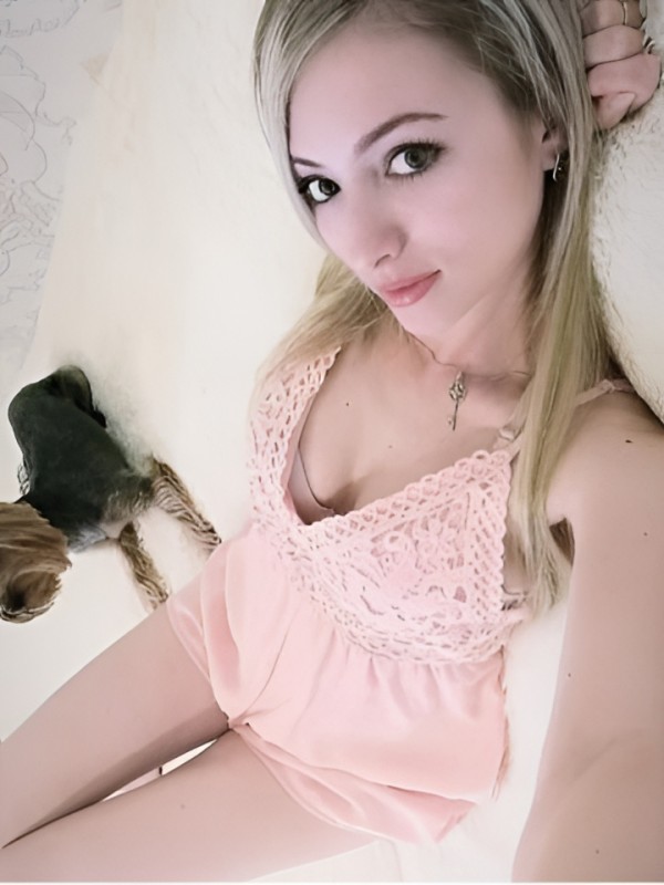 Регина привлекательная девушка из Луховиц цена от 1500 руб