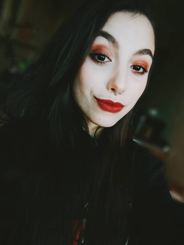 Катька привлекательная девушка из Луховиц цена от 3000 руб